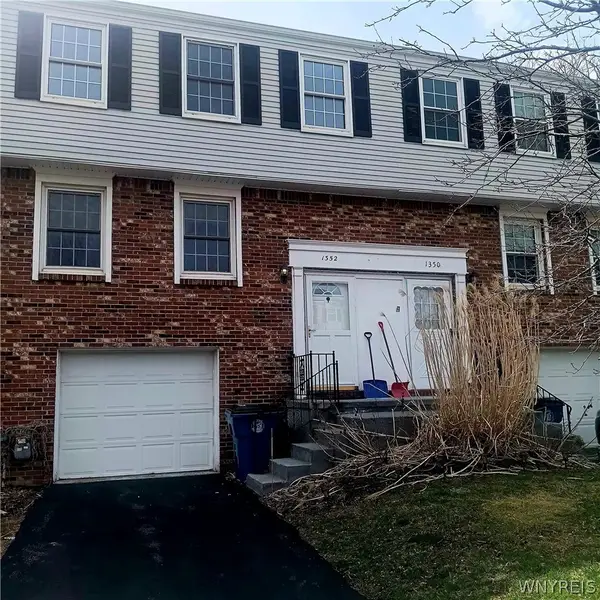 1352 Independence Dr Drive, Derby, NY 14047