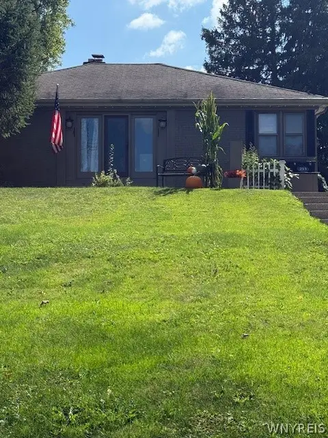 233 Crosby Boulevard, Buffalo, NY 14226 - #1