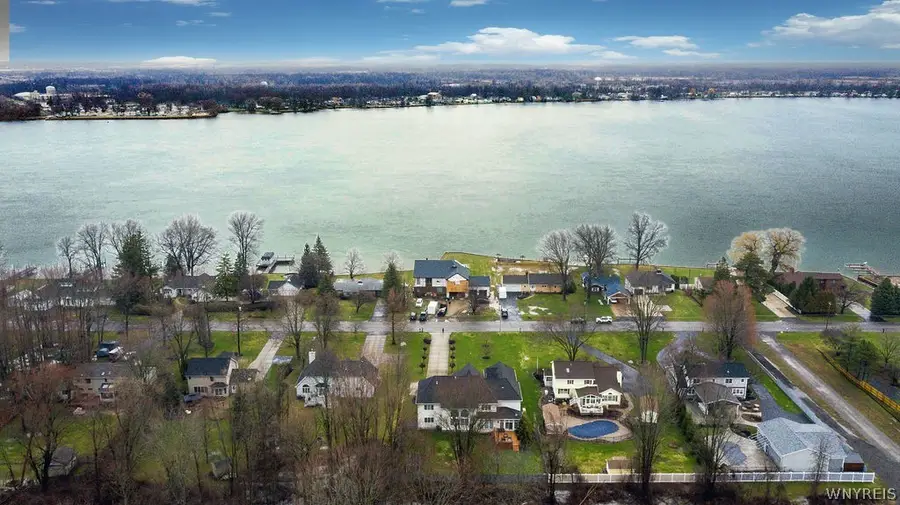 5010 East River Road, Grand Island, NY 14072 - #2