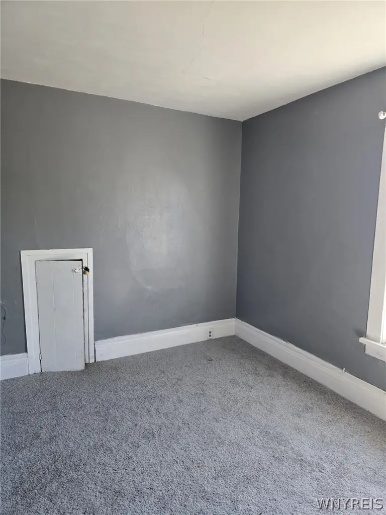 1327 Willow Avenue, Niagara Falls, NY 14305 - #3