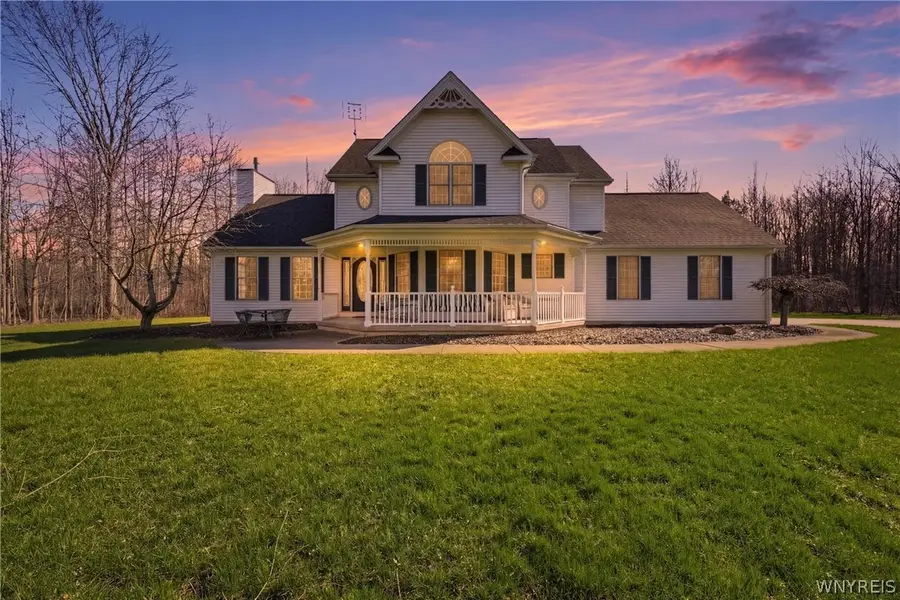 2665 Lakeview Road, Lake View, NY 14085 - #2