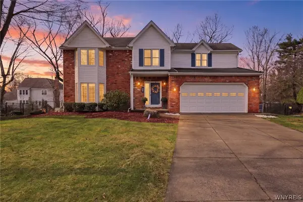 33 Randwood Ct., Getzville, NY 14068