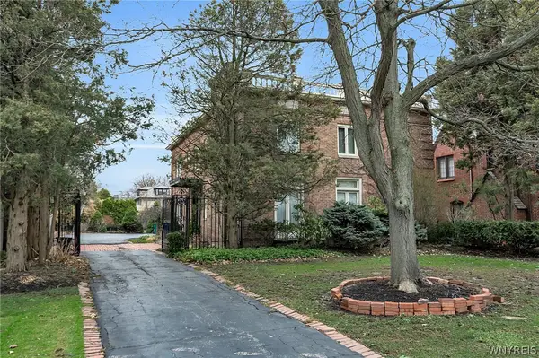 75 Nottingham, Buffalo, NY 14216