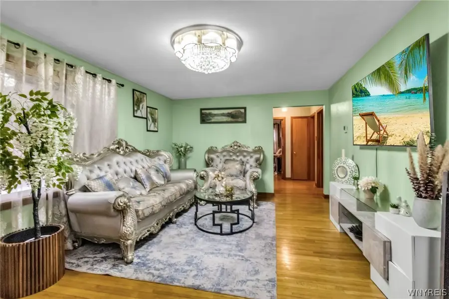 6428 John, Niagara Falls, NY 14304 - #3