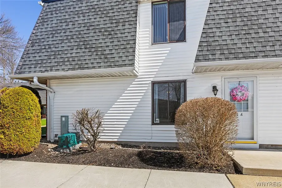 73A Foxberry Drive, Getzville, NY 14068 - #3