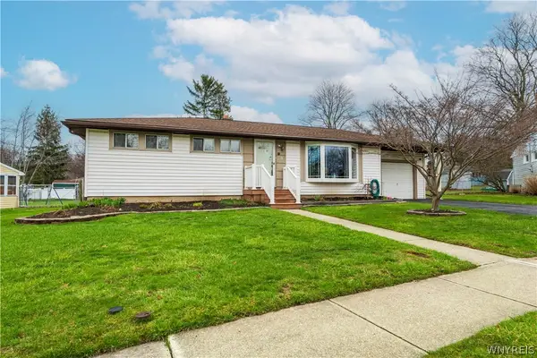 31 Jefferson Drive, Lockport, NY 14094