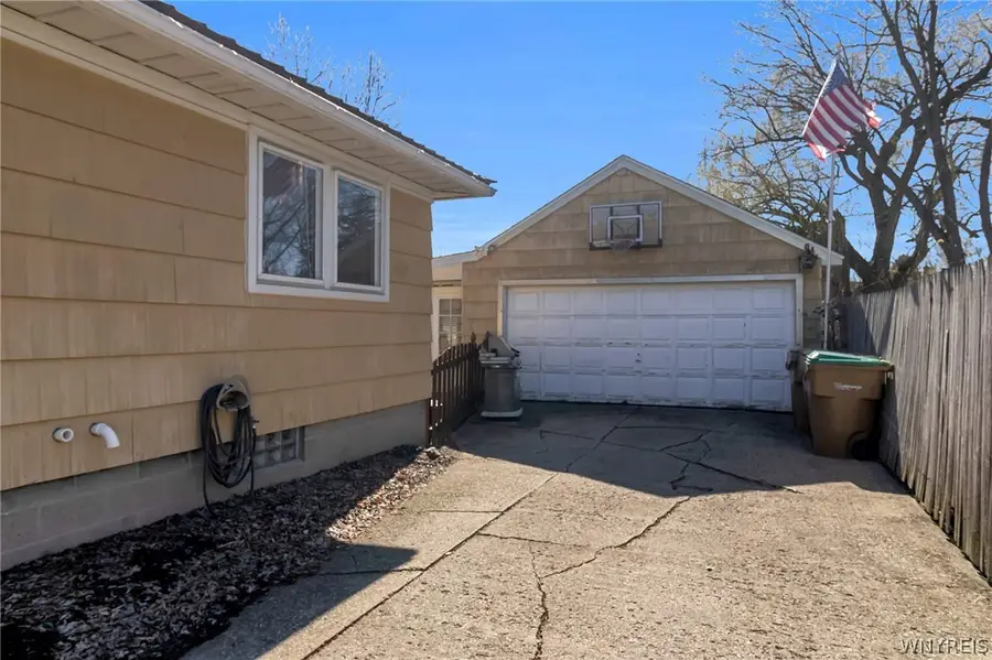 26 Aberdeen Street, Buffalo, NY 14225 - #3