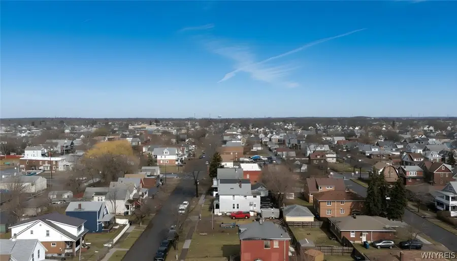 445 20th Street, Niagara Falls, NY 14303 - #2