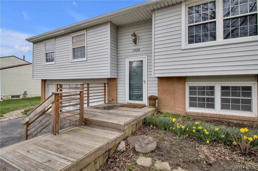 1322 Independence Drive, Derby, NY 14047 - #3