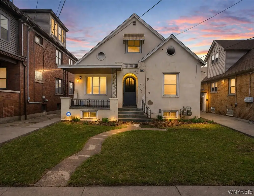 2247 Grand Avenue, Niagara Falls, NY 14301 - #1