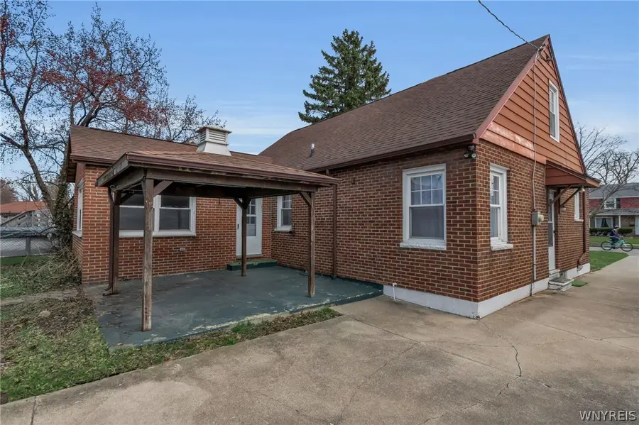 3040 Madison Avenue, Niagara Falls, NY 14305 - #3