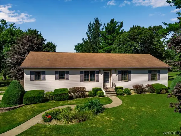 53 William Kidder Road, Lancaster, NY 14086