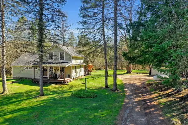 2566 Genesee Road, Arcade, NY 14009