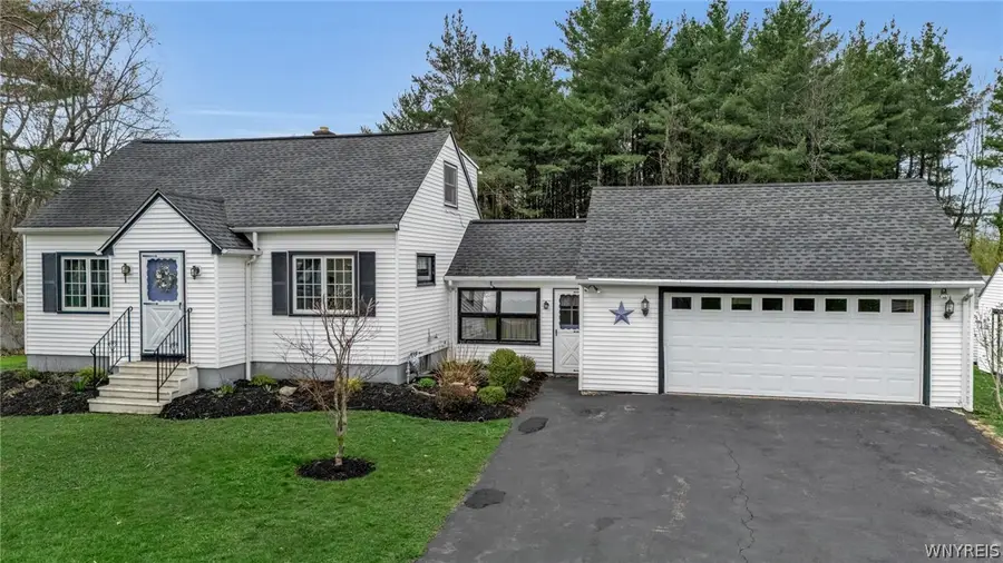 3494 Bowen Road, Lancaster, NY 14086 - #2