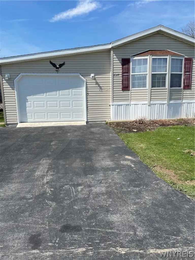 1377 Duchess Lane, Alden, NY 14004 - #1