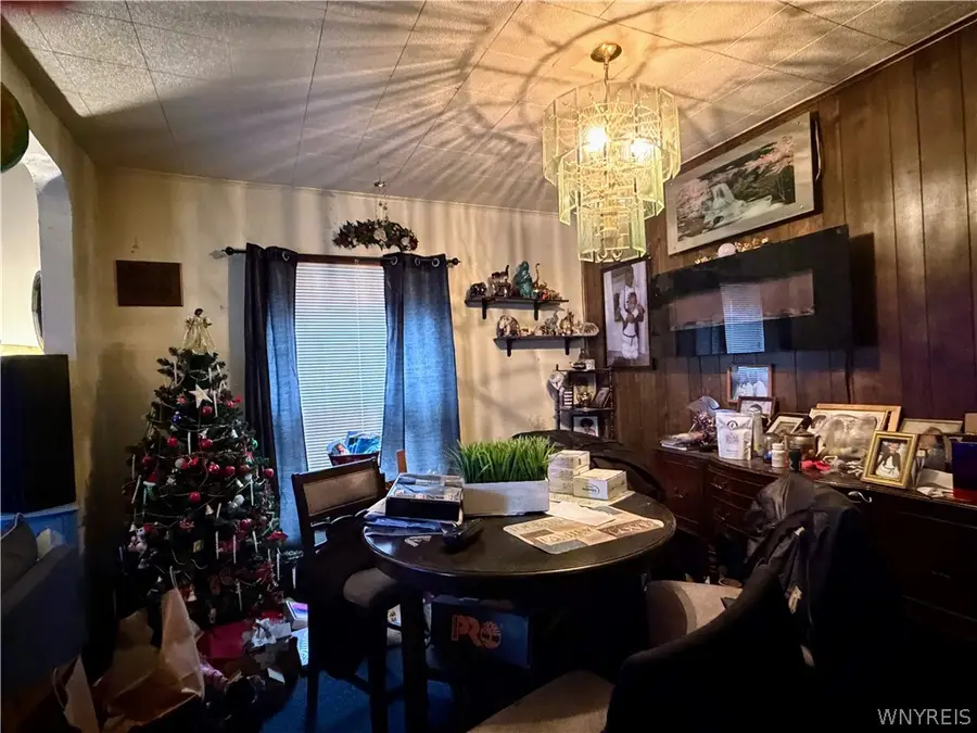 1824 Pierce Avenue, Niagara Falls, NY 14301 - #3