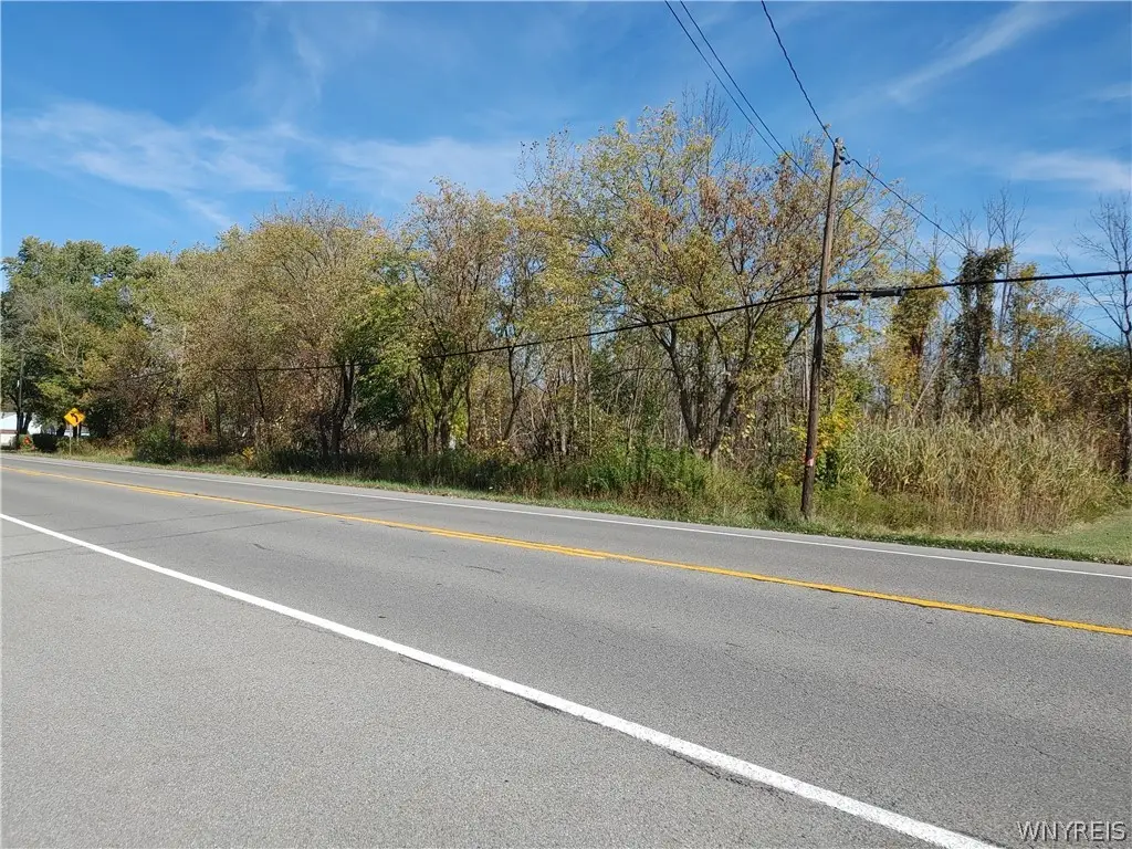 4311 Lake Avenue, Lockport, NY 14094 - #1