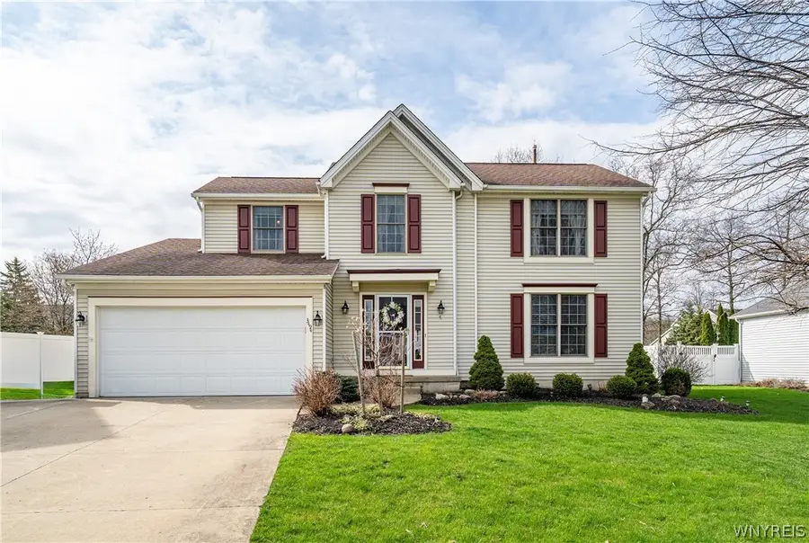 3494 Parkwood Common, Hamburg, NY 14075 - #3