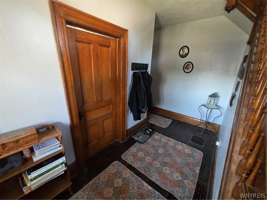 816 20th Street, Niagara Falls, NY 14301 - #3