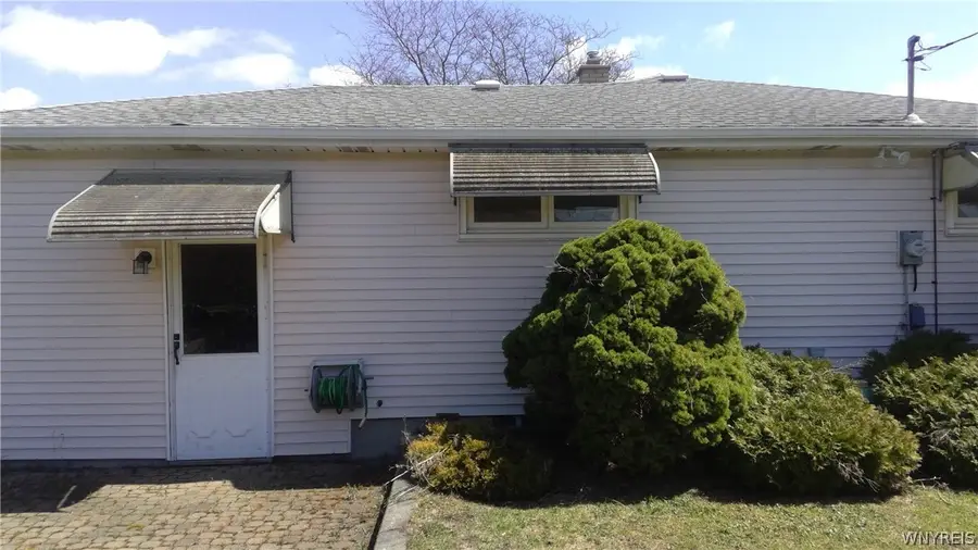 70 Fairelm Lane, Buffalo, NY 14227 - #2