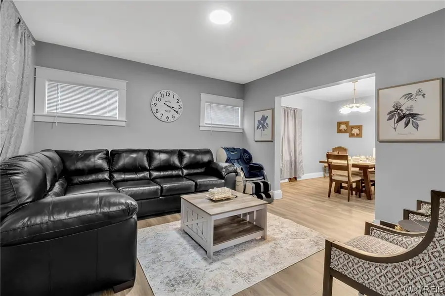 549 15th Street, Niagara Falls, NY 14301 - #3