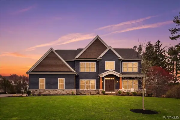 17 Woodthrush, Orchard Park, NY 14127