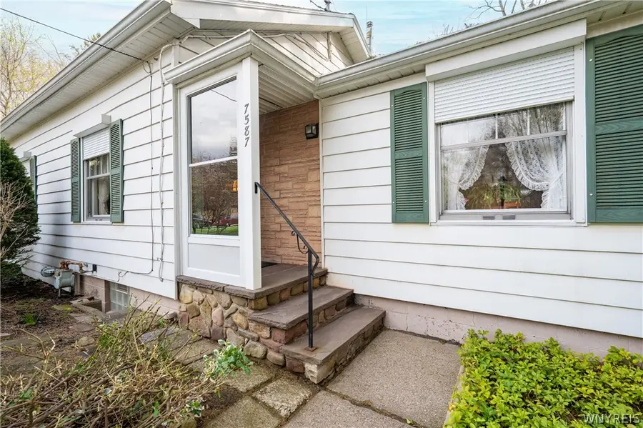 7587 Back Creek Road, Hamburg, NY 14075 - #3