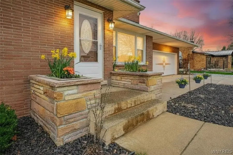 6998 Shawnee Road, North Tonawanda, NY 14120 - #3