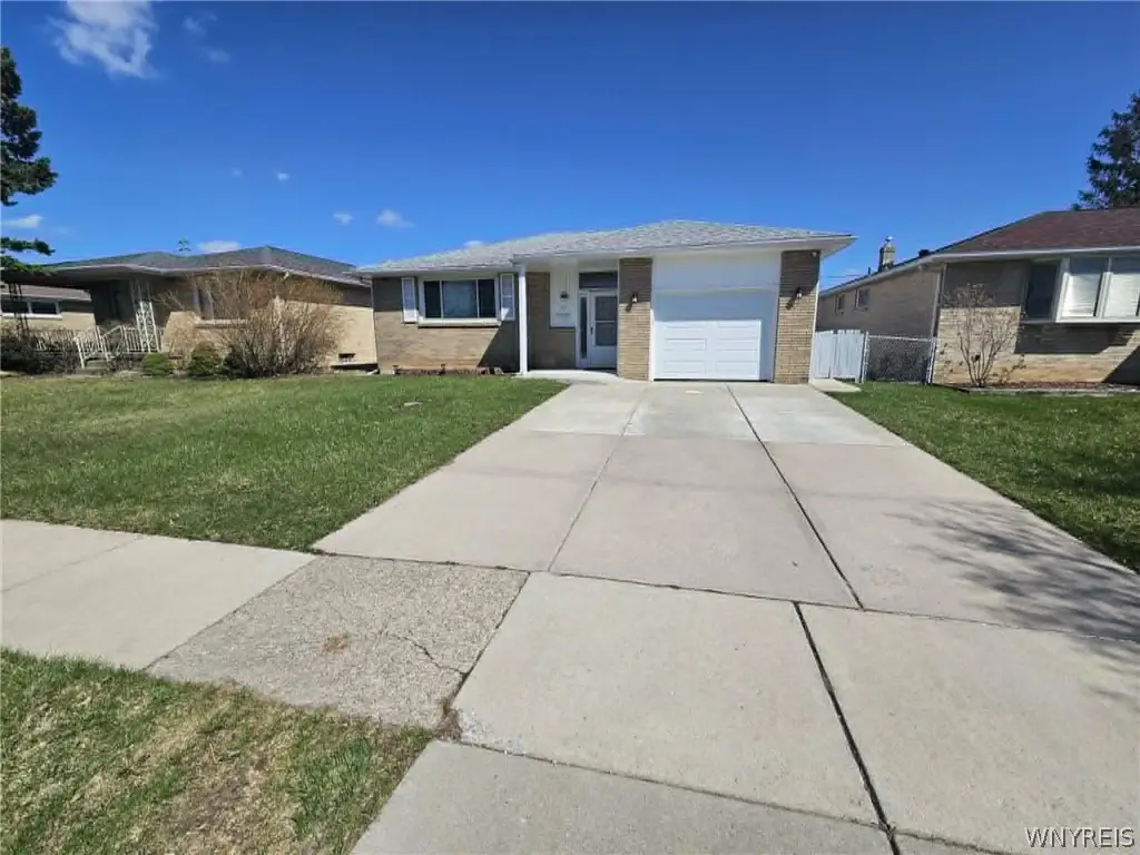 85 Fairoaks Lane, Buffalo, NY 14227 - #1