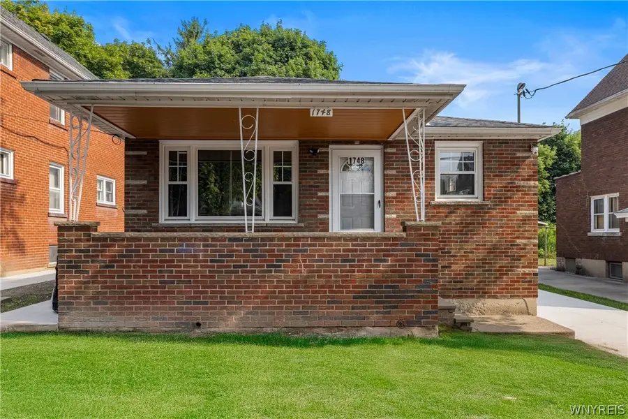 1748 Welch Avenue, Niagara Falls, NY 14303 - #2