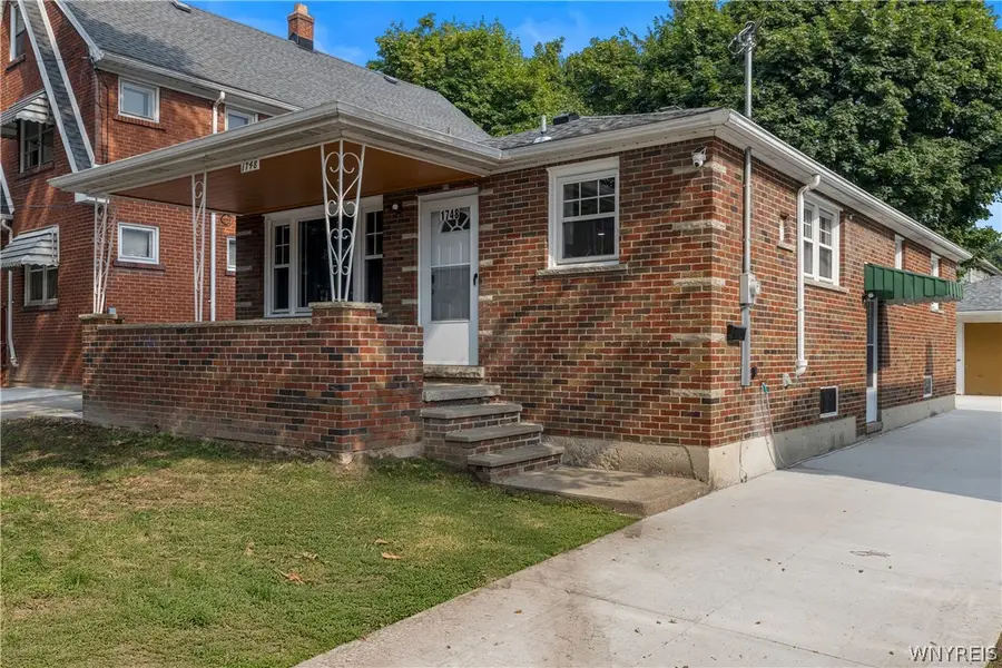 1748 Welch Avenue, Niagara Falls, NY 14303 - #3