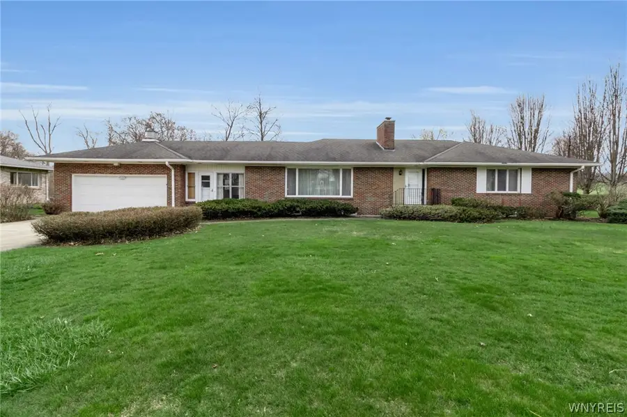 5153 Lake Shore Road, Hamburg, NY 14075 - #3