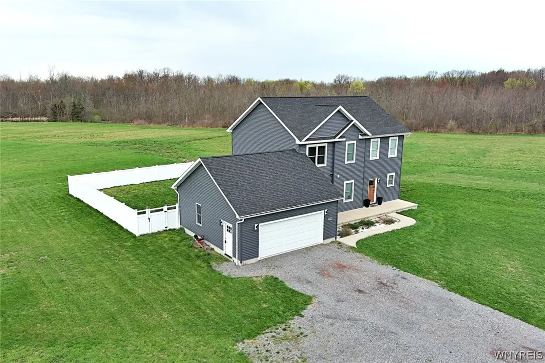 3194 Pleasant Avenue, Hamburg, NY 14075 - #1