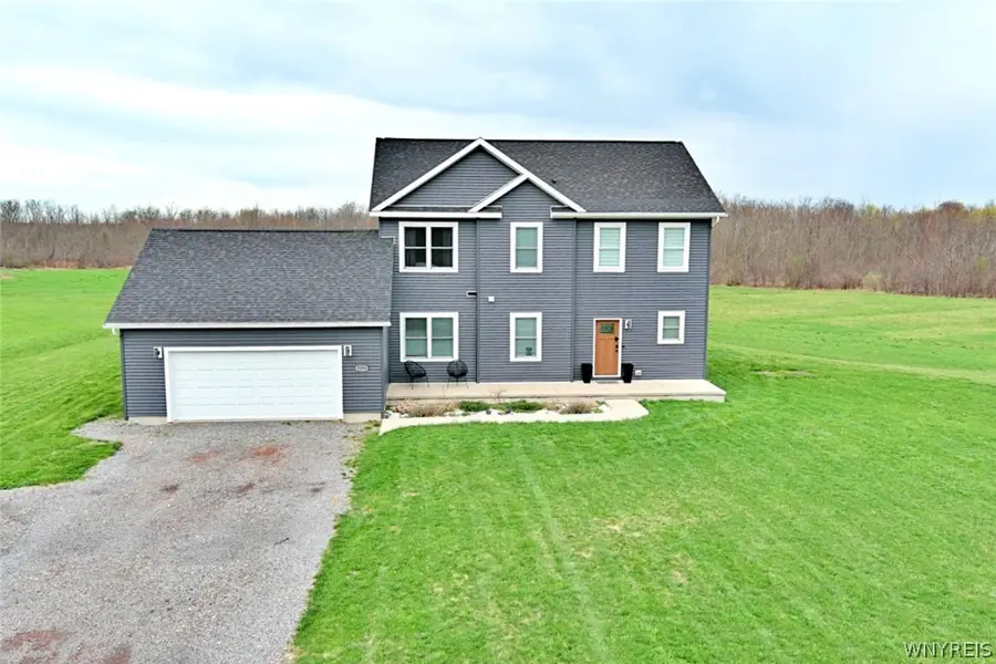 3194 Pleasant Avenue, Hamburg, NY 14075 - #3