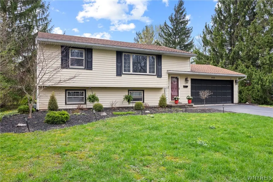 4120 Heather Drive, Williamsville, NY 14221 - #2