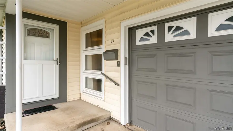 72 Saint Amelia Drive, Tonawanda, NY 14150 - #2