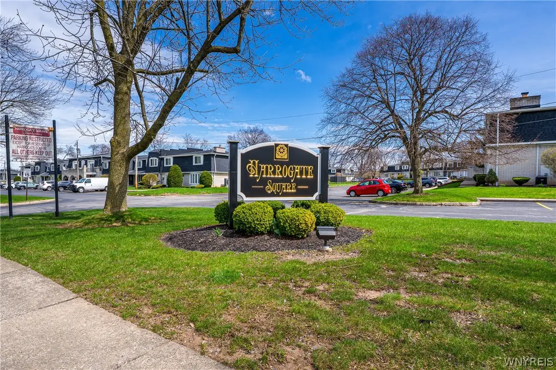 124 Harrogate, Williamsville, NY 14221 - #1