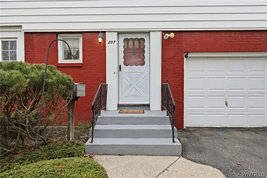 207 Huxley Drive, Buffalo, NY 14226 - #3