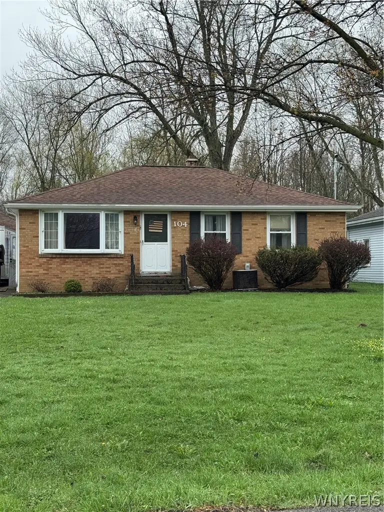 104 Reppien Place, Orchard Park, NY 14127 - #1