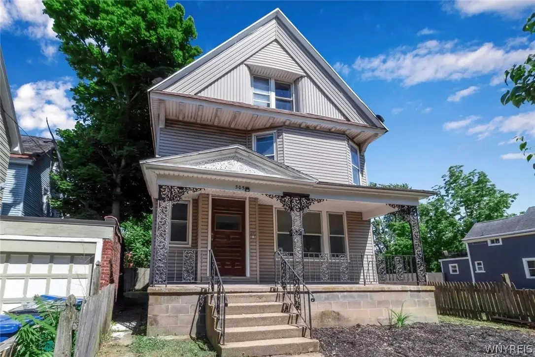305 Parkdale Avenue, Buffalo, NY 14213 - #1