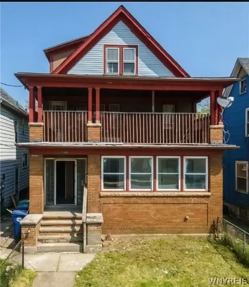 1348 Pierce Avenue, Niagara Falls, NY 14301