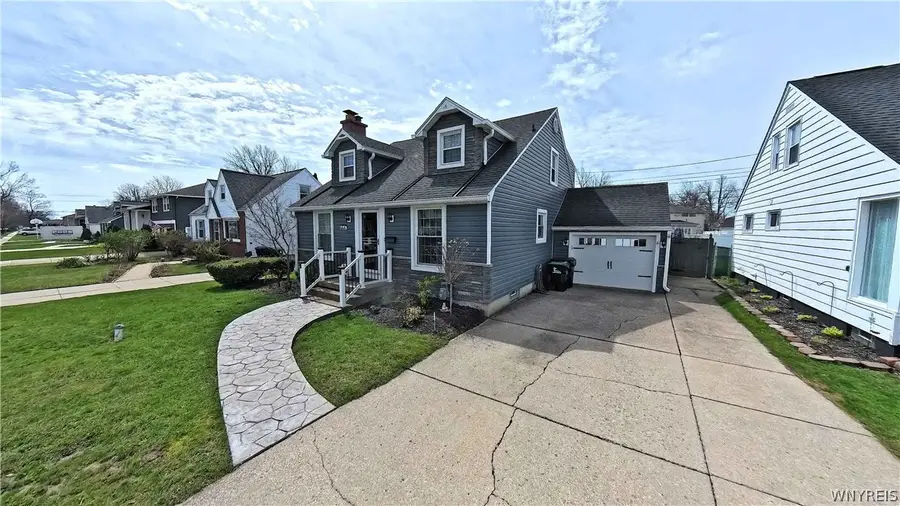 666 Evergreen Drive, Tonawanda, NY 14150 - #3