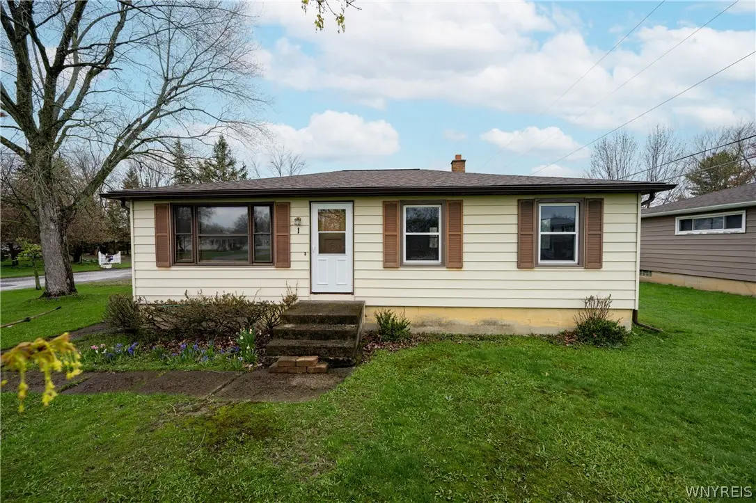 1 Ridgewood Drive, Orchard Park, NY 14127 - #1