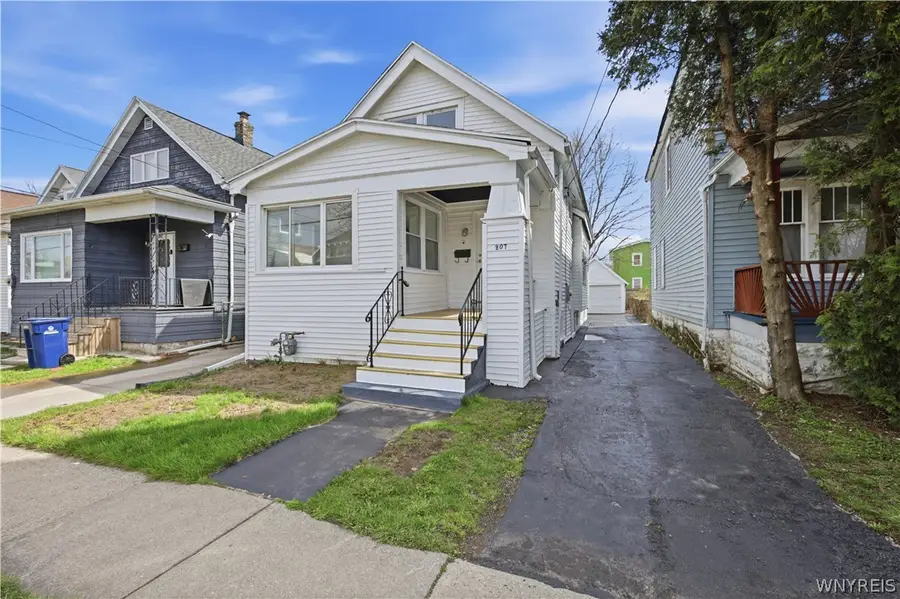 207 Hagen Street, Buffalo, NY 14215 - #2