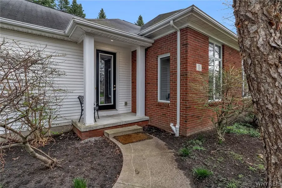 15 Brookshire Court, East Amherst, NY 14051 - #2