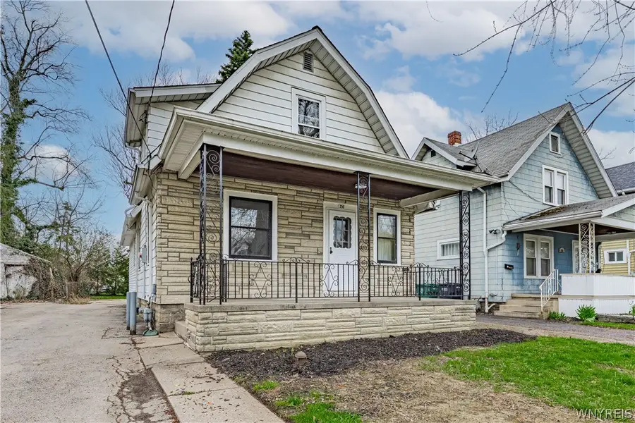 216 74th Street, Niagara Falls, NY 14304 - #3