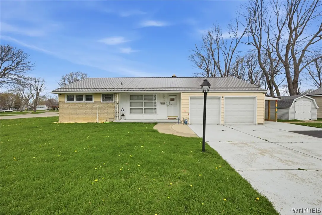 2820 Bell Drive, Hamburg, NY 14075 - #1