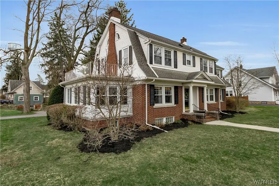 7 Harvard Place, Orchard Park, NY 14127 - #3