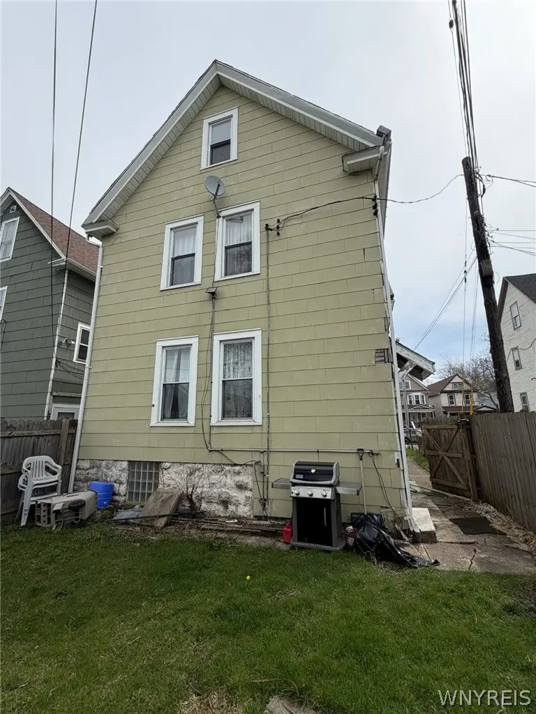 166 Herkimer St, Buffalo, NY 14213 - #2