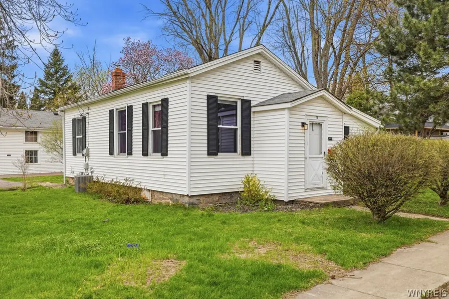 175 Niagara Street, Lewiston, NY 14092 - #2